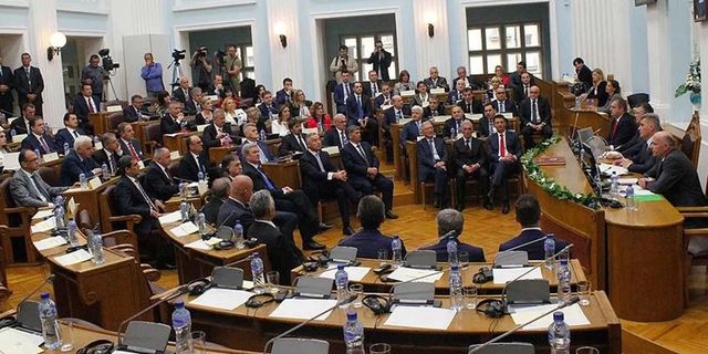 Karadağ Cumhurbaşkanı, meclisi feshetti