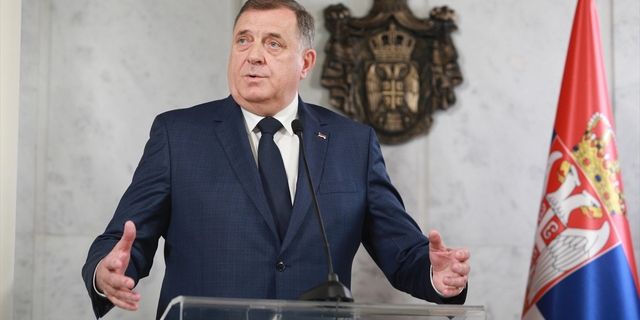 Bosnalı Sırp lider Dodik: Sırp Cumhuriyeti'nin bağımsızlığını ciddi düşünüyoruz