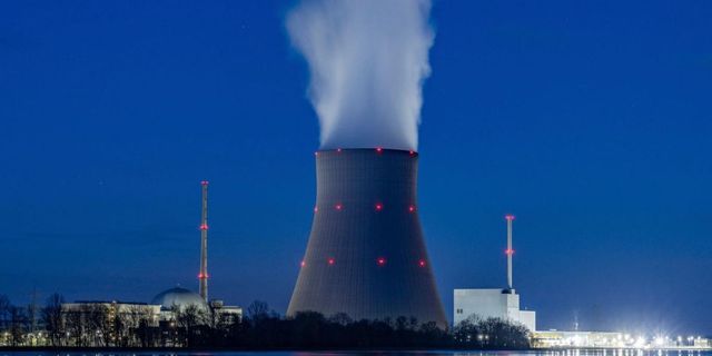 Almanya'nın son üç nükleer santrali yarın kapanıyor
