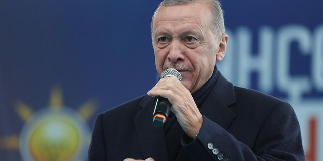 Cumhurbaşkanı Erdoğan: CHP ayakta kalabilir mi?