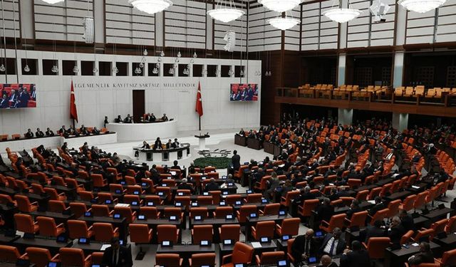 Irak ve Suriye tezkeresi TBMM Başkanlığına sunuldu