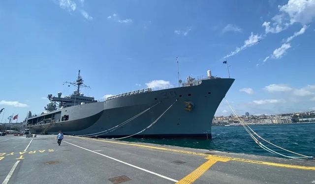 Bir ABD savaş gemisi daha İstanbul'da