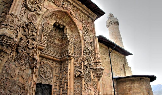 Divriği Ulu Camii ve Darüşşifası yenileniyor