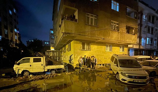 İstanbul'daki su taşkınından 12 kişinin etkilendi