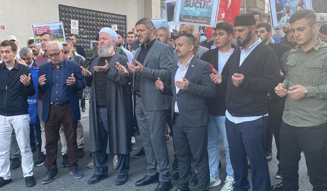 Konsolosluk önünde “ABD İşgaline Dur De!” eylemi gerçekleştirildi