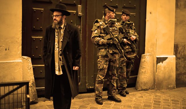 Fransa'dan Yahudilere "koruma" hizmeti