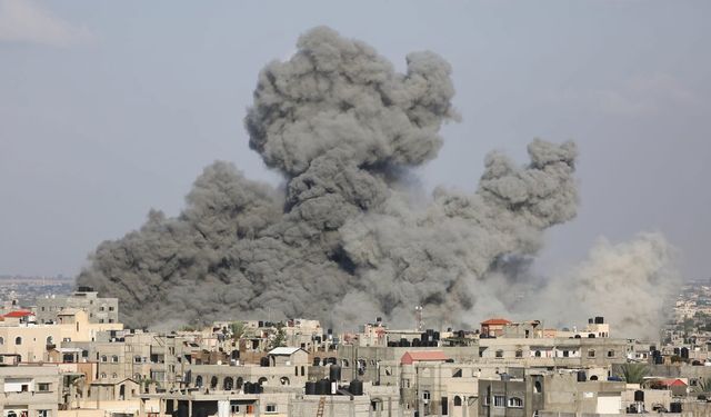 İsrail, Lübnan güneyini bombaladı: Reuters muhabiri öldü