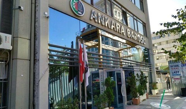 LGBT sapkınlığına karşı çıkan avukat görevinden alındı