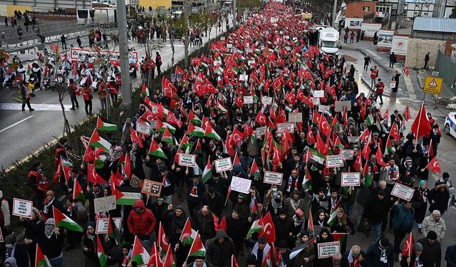 Ankara'da yüz binler Gazze için toplandı