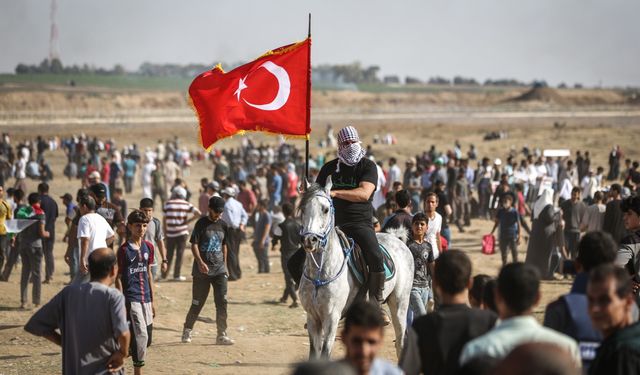 Kantoğlu: "Gazze bu savaşı kazansın sonra da bizi kurtarsın"