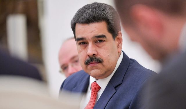 Maduro: ABD ve Britanya kalıntıları topraklarımızı elimizden almaya çalışıyor