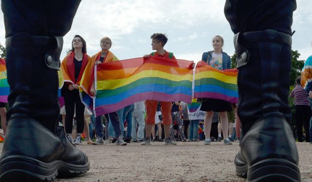 Rusya, sapkınlar topluluğu LGBT'yi terör örgütü listesine aldı