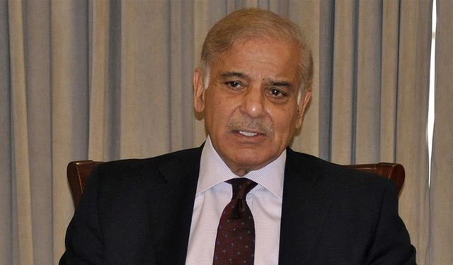 Şahbaz Şerif Pakistan'ın yeni başbakanı oldu