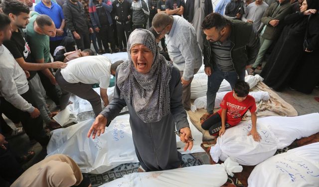 Gazze'de İsrail katliamlarının altıncı ayı: Şehit sayısı 33.175'e yükseldi