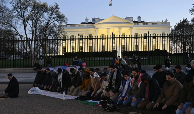 ABD'li Müslümanlar Beyaz Saray'ın “iftar” davetini reddetti