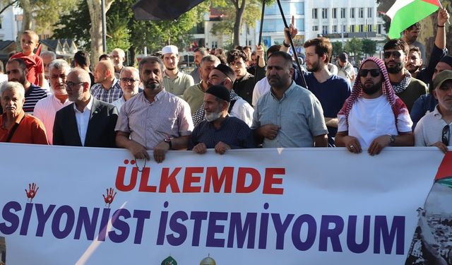 İstanbul'da "Ülkemde siyonist istemiyorum" mitingi yapıldı