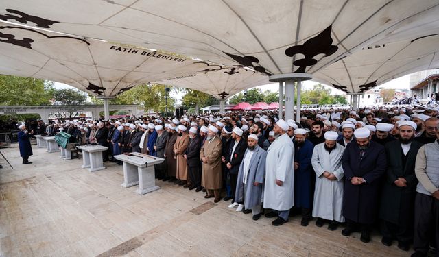 Abdullah Ustaosmanoğlu'nun cenazesinde Yahya Sinvar için gıyabi cenaze namazı kılındı