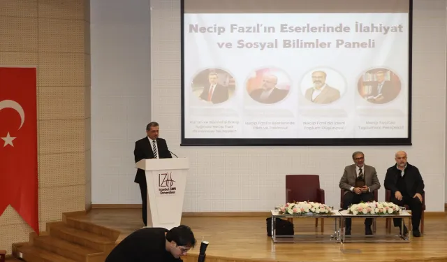 Necip Fazıl'ın Eserlerinde İlahiyat ve Sosyal Bilimler Paneli düzenlendi