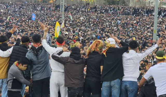 Görüş: Kürt meselesi: Silah değil, karşılıklı kimlik meselesi