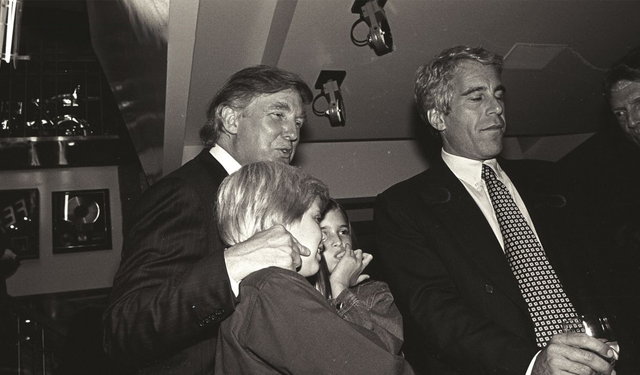 'Trump'ın ismi Epstein dosyalarından silindi'
