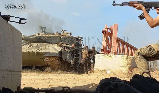 Gazze sokakları İsrail'in Merkava tanklarına cehennem oldu