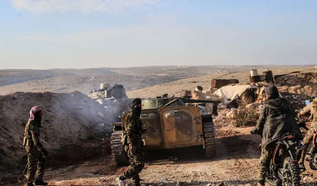 Şam yönetimine karşı Süveyda ve Rakka'da çatışmalar başladı