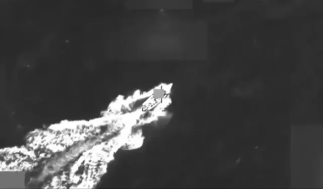 ABD'li senatör, Karayipler'deki saldırının "savaş suçu" olabileceğini söyledi