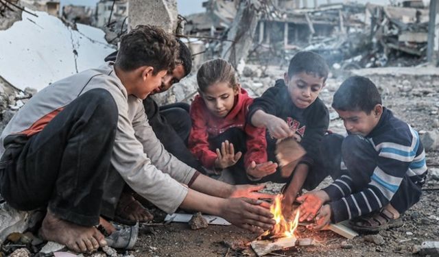 Gazze'de 17 Filistinli soğuk havadan hayatını kaybetti