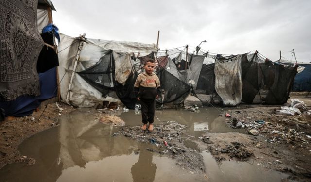 Gazze’de kış alarmı: “Gelen yardımlar göstermelik, barınma krizi büyüyor!”