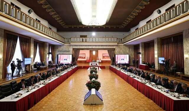 İmralı sonrası yol haritası: Örgüt kendini feshederse "üyelik suçu" sona eriyor