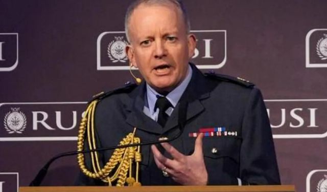 İngiltere Genelkurmay Başkanı: Halkı topyekûn savaşa hazırlamalıyız