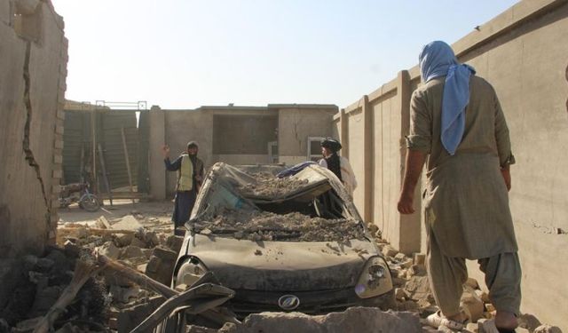 Pakistan, İslam Emirliği'ne saldırdı: Camiler vuruldu, Kur'an-ı Kerimler parçalandı