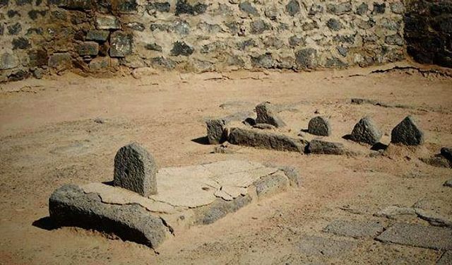 Mevlânâ Câ’fer-i Sâdık Hazretlerini vefatının sene-i devriyesinde rahmetle anıyoruz