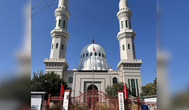 Çin, Doğu Türkistan'daki 300 yıllık Beytullah Camii'yi kapatma hazırlığında