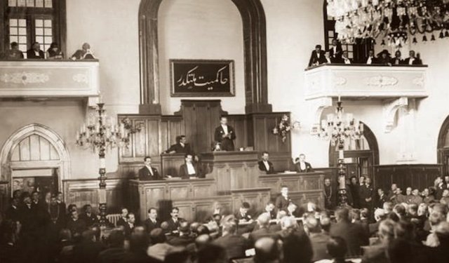 Hilafetin ilgası ve Müslümanlara vurulan darbe