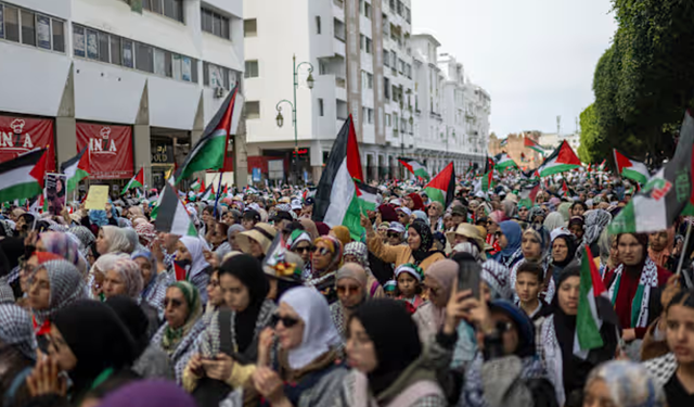 Fas'ın birçok kentinde Mescid-i Aksa'nın kapatılmasına protestolar düzenlendi