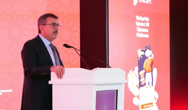 MEB'den yapay zekâ destekli yabancı dil hamlesi: "Dilim" tanıtıldı
