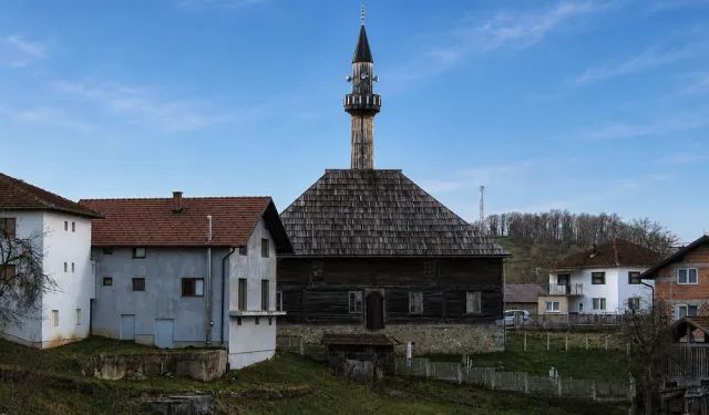 Bosna’da iki asırlık çivisiz cami hala ayakta