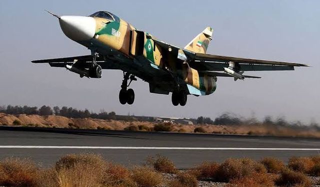 İranlı 3 pilot Katar'a esir düştü