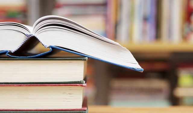Günümüz popüler kültürü bizden sadece odaklanmayı değil, yazı yazmayı da aldı