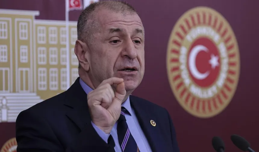 Irkçı Ümit Özdağ tuvalete kaçtı!