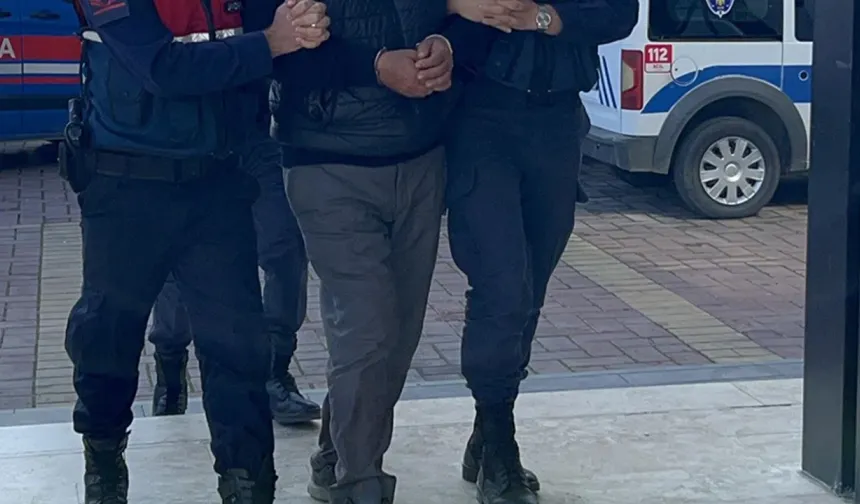 İstanbul'da sahte evrak ve para operasyonunda 3 şüpheli yakalandı