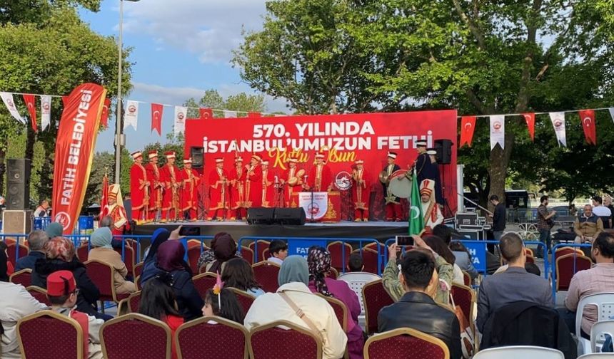 İstanbul'un Fethi'nin 570. yılı Saraçhane Parkı'nda kutlandı