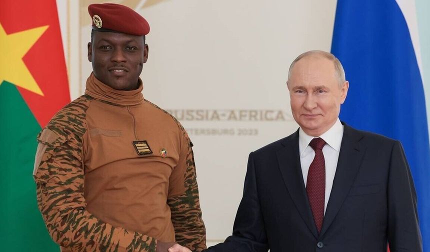 Rus askerleri Burkina Faso'ya konuşlanmaya başladı