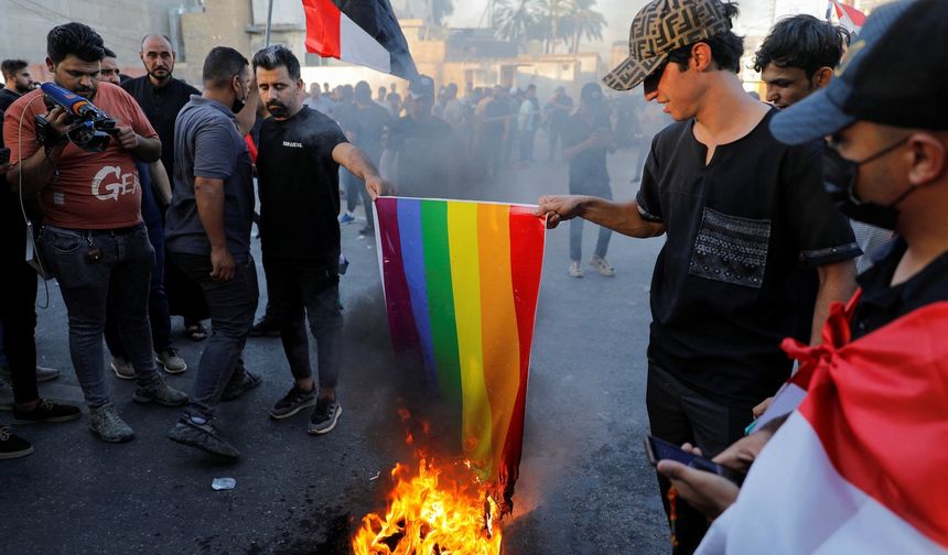 Irak’ta LGBT sapkınlığını fiilen yasaklayan tasarı kabul edildi