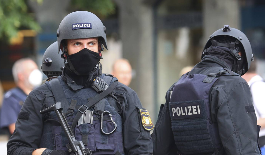 Almanya'da Müslüman karşıtı nefret suçları iki katına çıktı!
