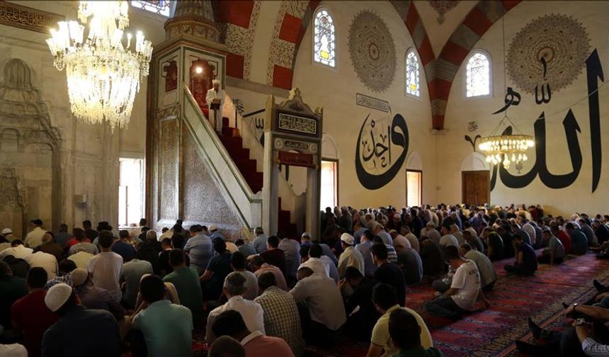 Diyanet’ten “hayâ” hutbesi: Bedenimizi ve neslimizi korumak ortak sorumluluğumuz
