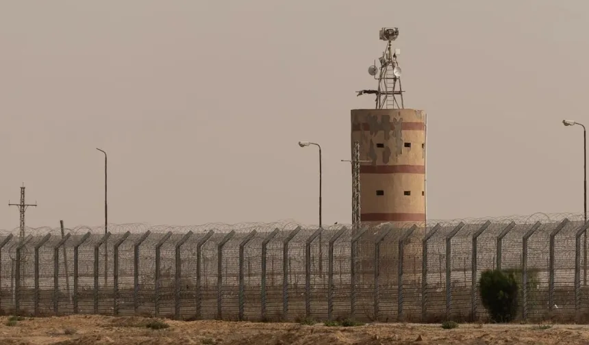 Terörist İsrail'in Mısır sınırında kapalı askeri bölge hamlesi