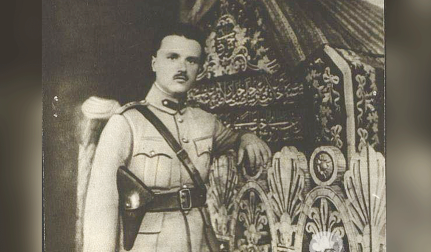 Sofokles'in Osman Gazi'nin sandukasını tekmelediği Bursa, M. Kemal'in emriyle boşaltıldı