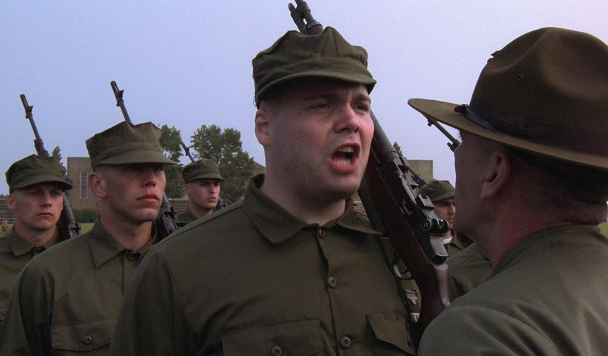 ABD Savaş Bakanı: Amerikalı gençler ya fazla şişman ya da fazla geri zekalı!